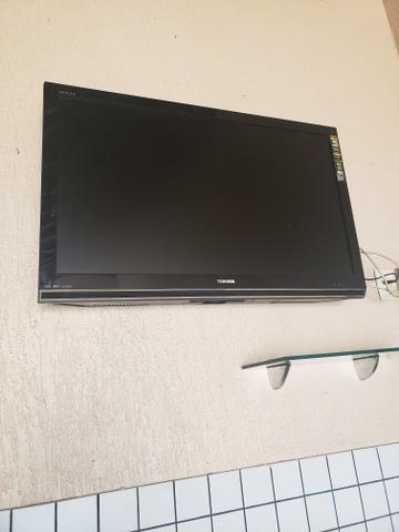 Vendo essa televisão de 42 polegadas