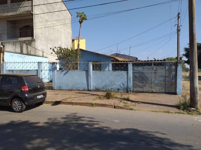 So R$ 230.000 lt 250 mts esq, c/02 frentes c/02 res,02 qts e 01 e qts muito espaço qnm 38
