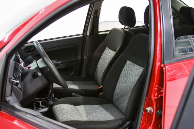 FORD FIESTA 1.6 8V FLEX 5P - Foto 9