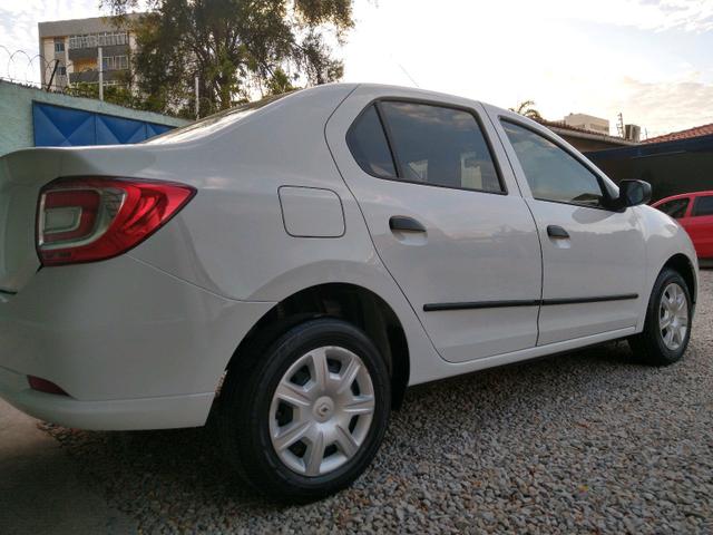 Renault Logan 2017 1.0 Oportunidade! - Foto 7