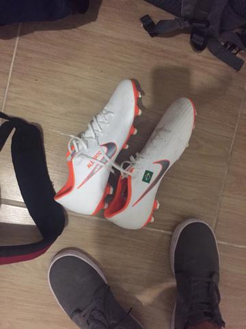 Chuteira Nike vapor elite