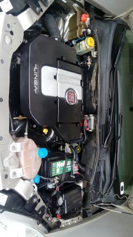 Fiat Linea Absolute Dual Logic - Foto 13