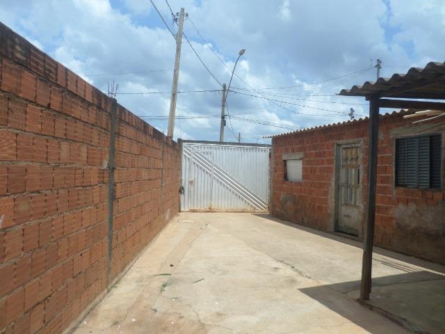 Vd Cs 2 qts lote 220 m² cond pinheiro - Sol Nascente - Cei DF - Foto 4