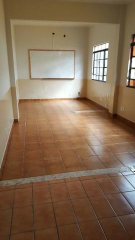Prédio comercial com 2 blocos e amplo terreno - Foto 7