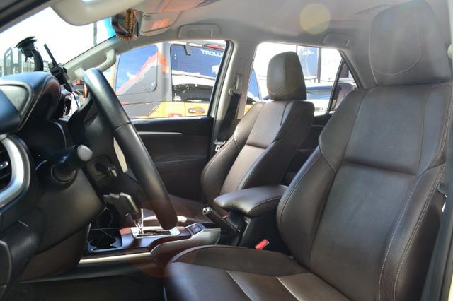 Hilux SW4 SRX 2.8 4X4 TB Diesel AUT - Foto 7