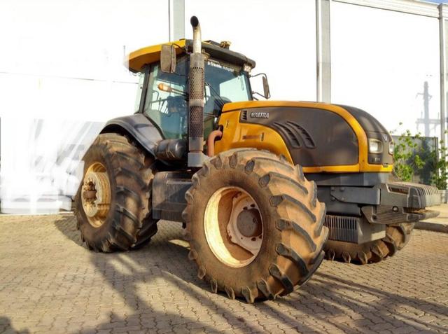 Trator valtra bt 210 4x4