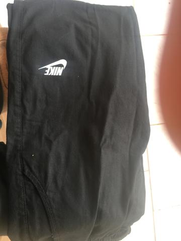 Calça da Nike tamanho M nova