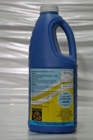 Shampoo automotivo concentrado 2 litros rendem 200 litros