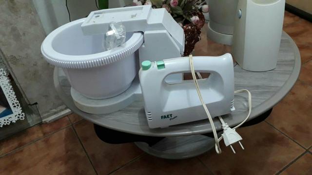 Vendo Batedeira FAET