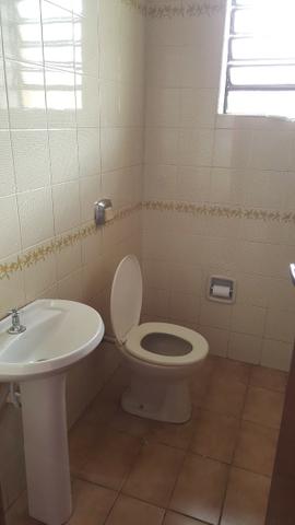 Prédio comercial com 2 blocos e amplo terreno - Foto 10