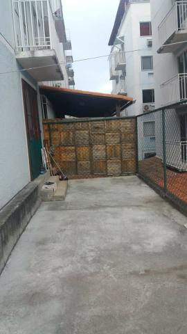 Excelente Apartamento com quintal, 2 quartos totalmente modernizado, 1 vaga ! - Foto 6