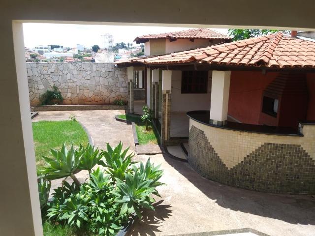 Excelente Sobrado com duas Suítes localizado no Centro de Anápolis-GO - Foto 16