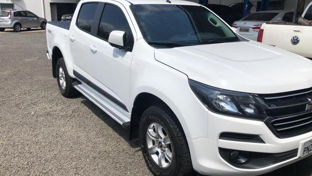 S10 lt automática 4x4 2017 vendo ou troco