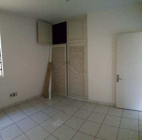 Prédio comercial com 2 blocos e amplo terreno - Foto 20