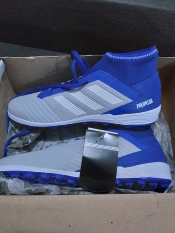 Chuteira Adidas Predator Nova
