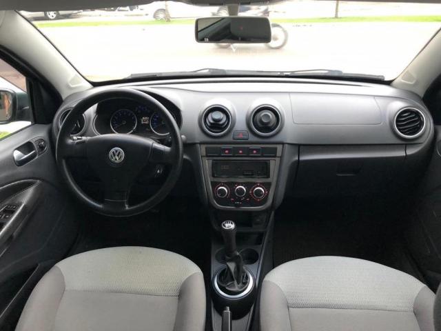 Volkswagen Voyage 1.0 completo - Foto 7