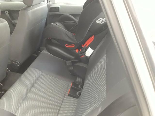 VW Gol G4 1.0 8V Completo Entrada + parcelas consórcio - Foto 6