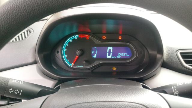 Vendo Onix LT 2015 - Foto 2