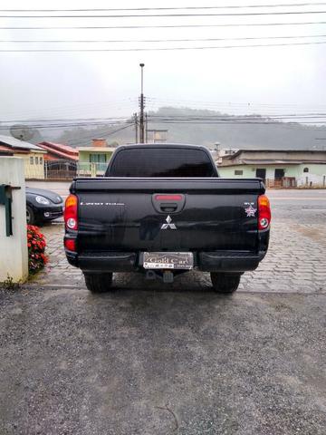 Mitsubish L200 Triton 3.2 2014 - Foto 3