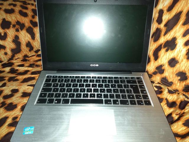 Notebook Cce novinho - Foto 2