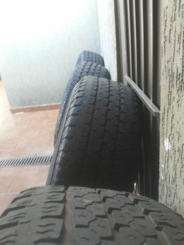 Rodas f250 com pneus goodyear - Foto 4