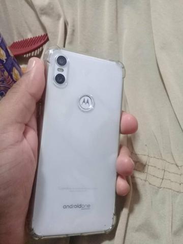 Moto one