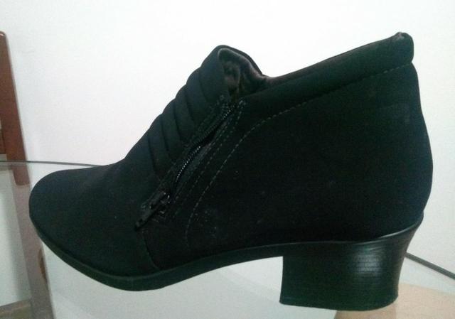 Sapato Picadilly salto baixo n. 38
