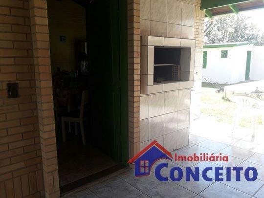 C12 - Linda residência a 400 metros do mar - Foto 2