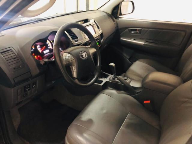 TOYOTA HILUX SRV (C.Dup) 4X4 3.0TB-IC 16v(N.Serie) - Foto 10