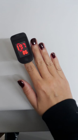Oxímetro Digital Pulso De Dedo Medidor Sangue Portátil  - Foto 2
