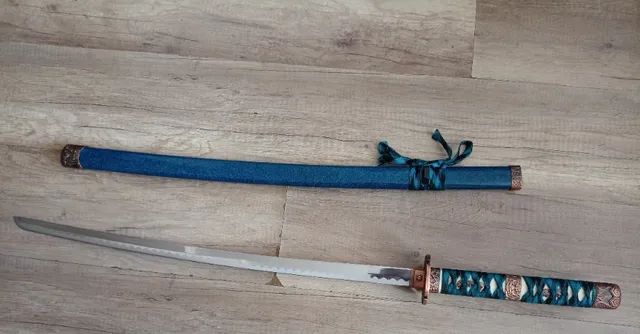 Espada katana feita na Alemanha