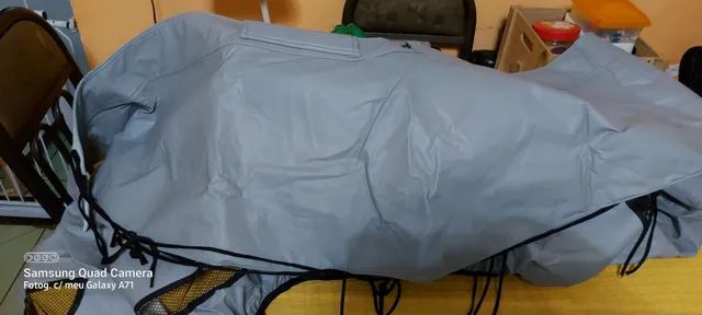 Capa para proteção frontal de carro cinza seminova - Foto 3