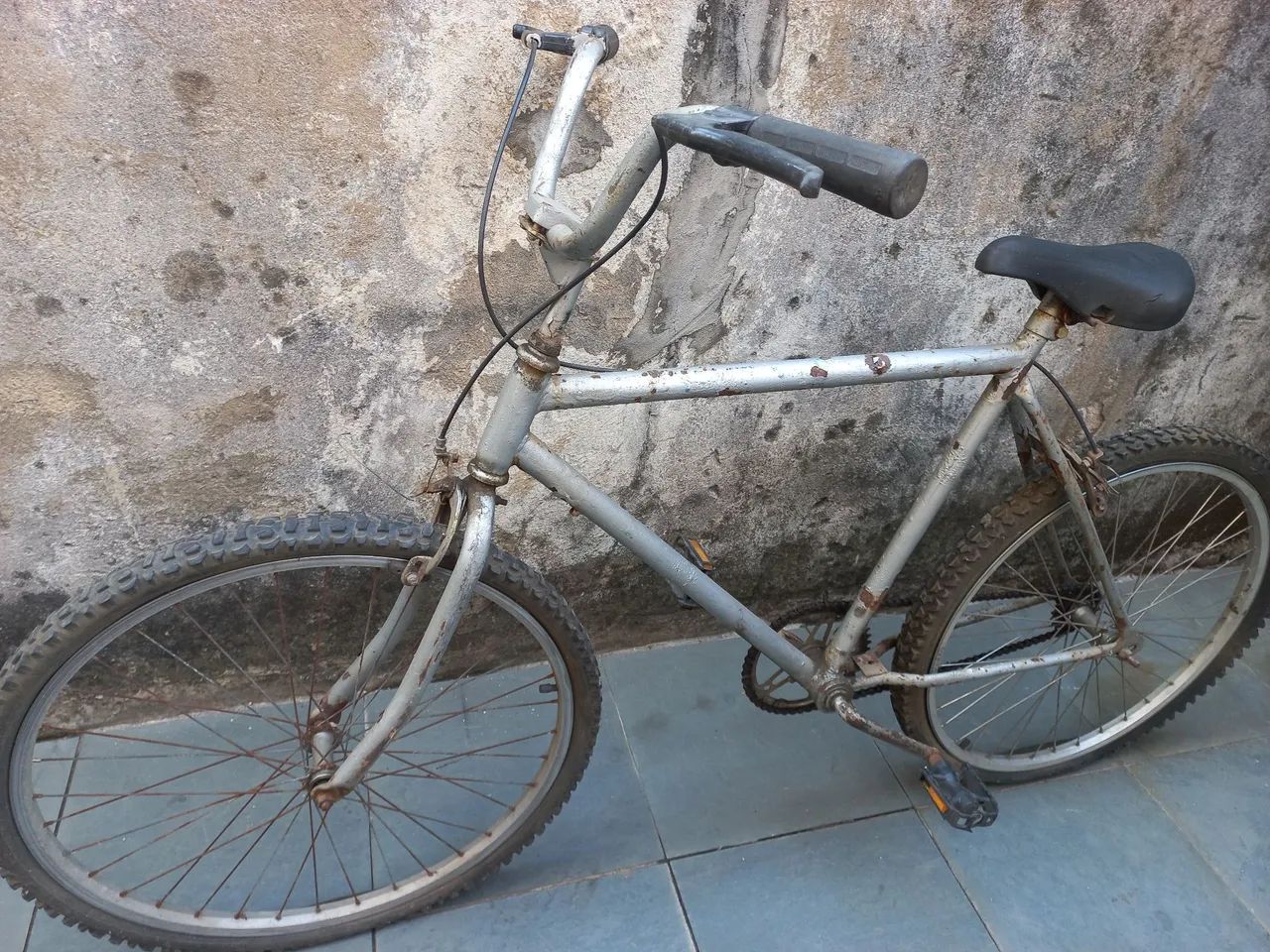 Bicicleta aro 26 para arrumar ou aproveitar peças  - Foto 3