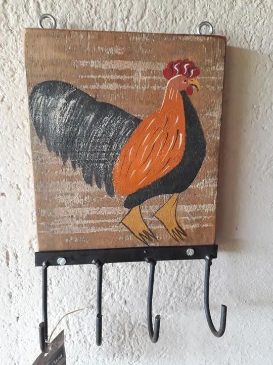 Porta-chaves rústico com pintura de galo - Foto 5
