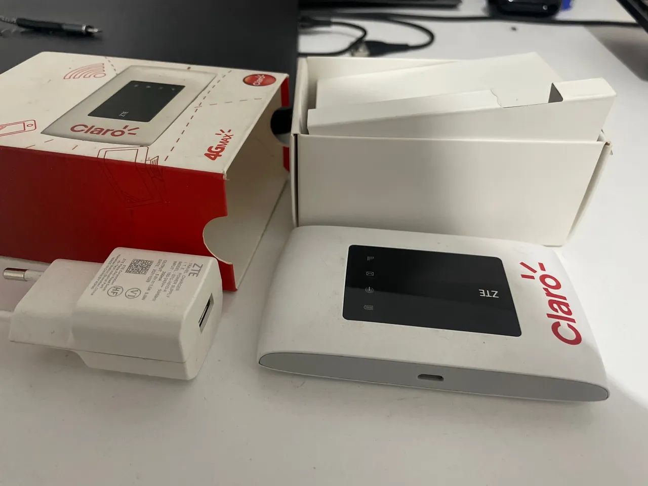 Modem Claro 4G Wi-Fi ZTE MF920U - Foto 3