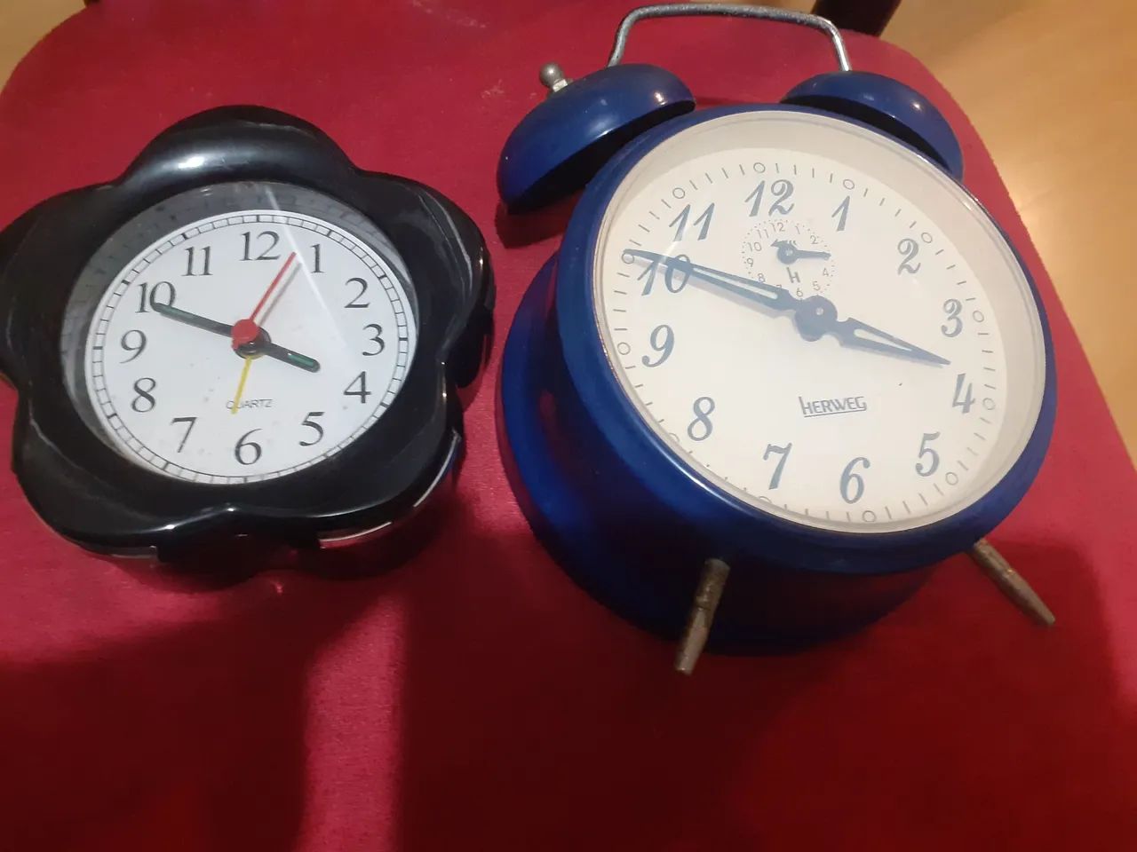 Dois Relógios Despertador Vintage