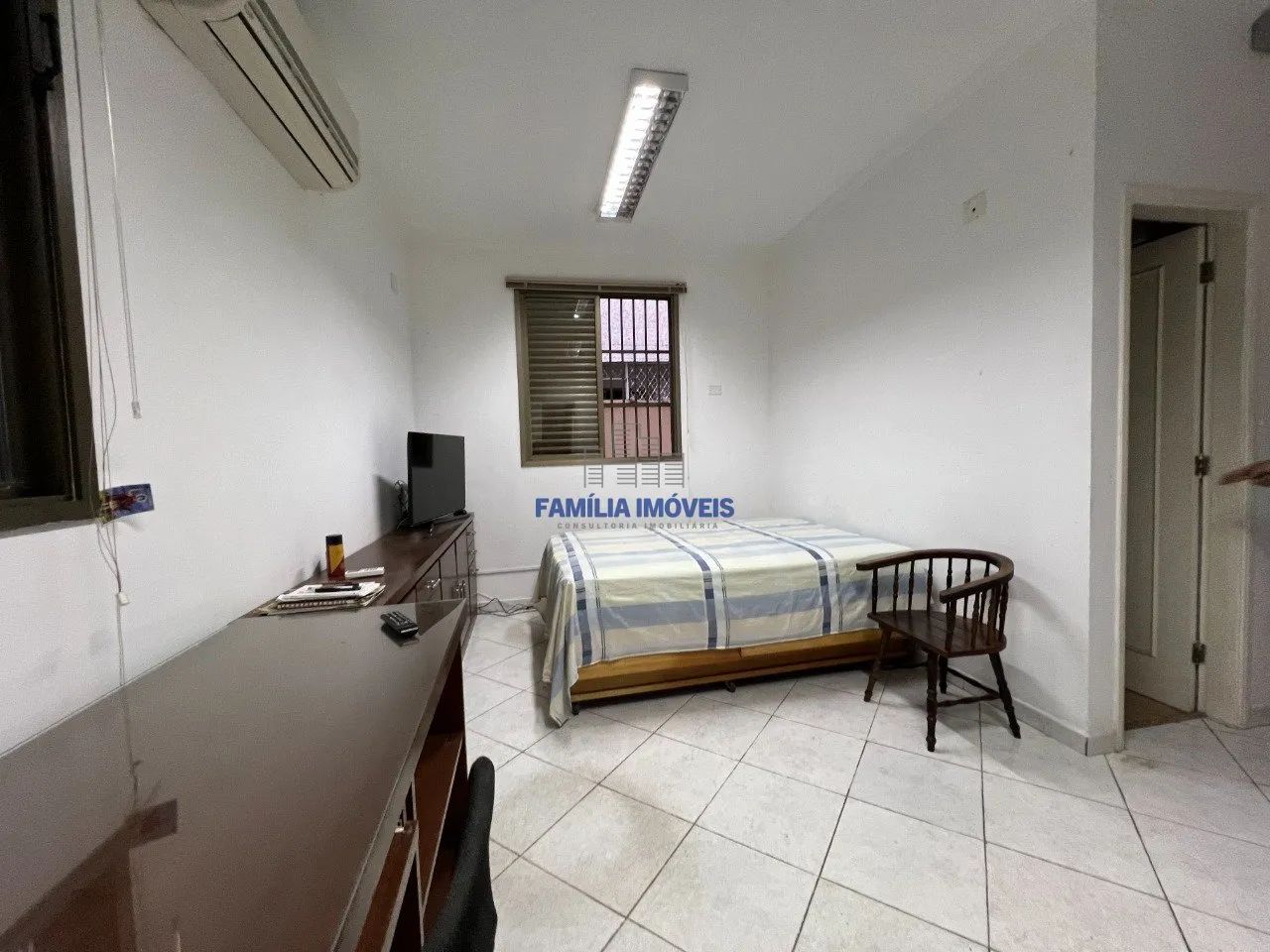 Casa para alugar comercial 4 quarto 1 suite 3 vagas Embaré SP - Foto 3