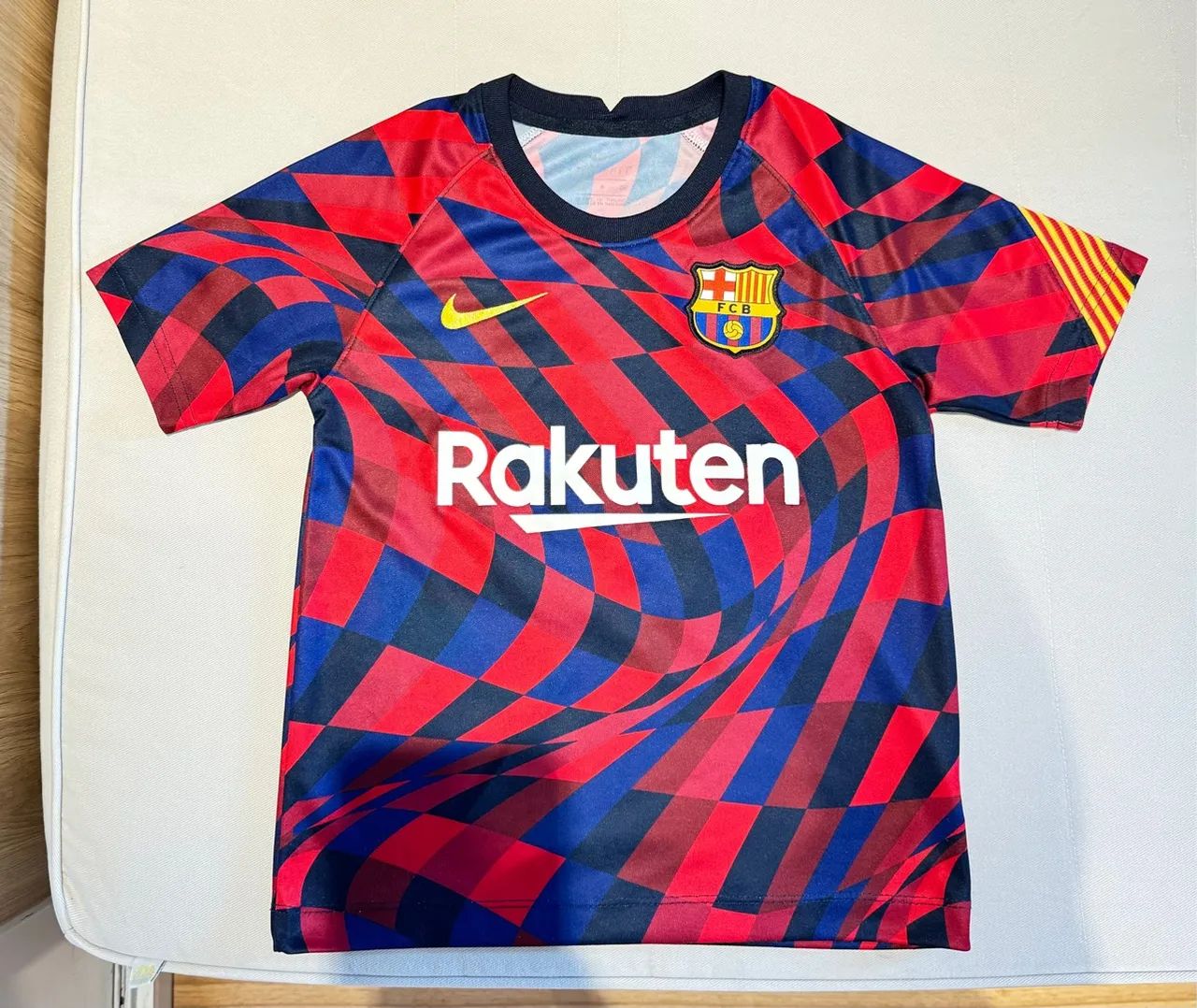 Camiseta Nike Pré-Jogo Barcelona 2021 - infantil)