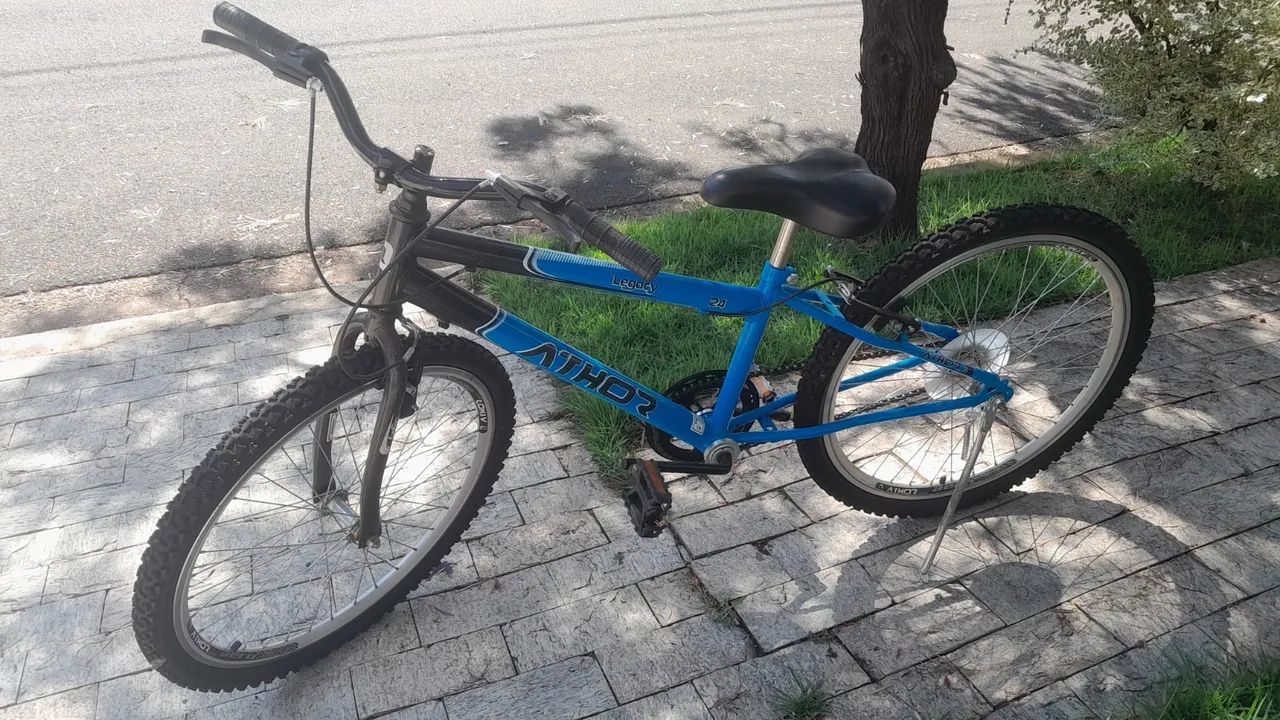 Bicicleta Athos 24 - Bom Estado  - Foto 2