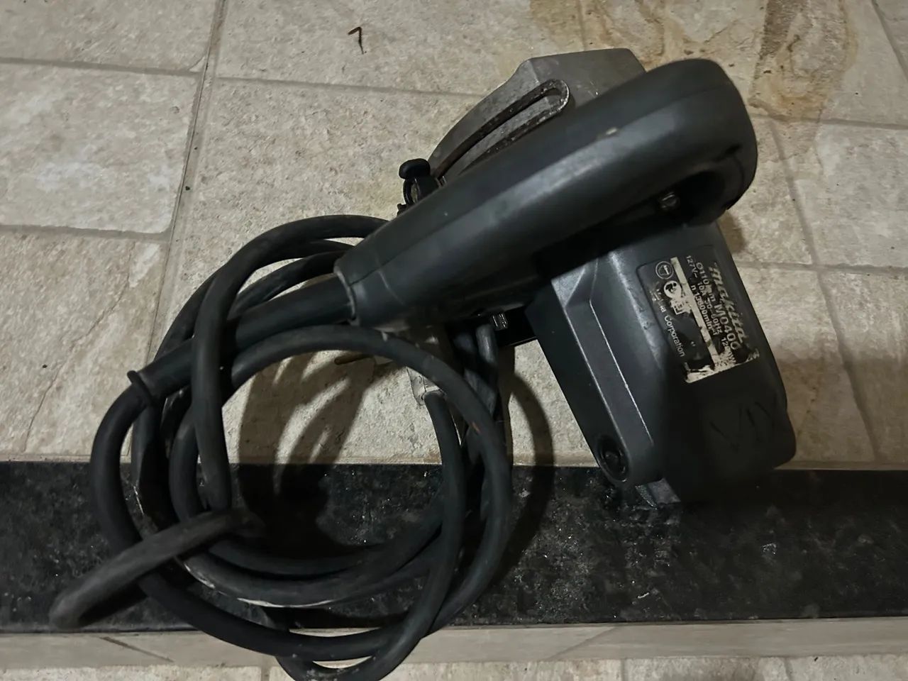 Serra mármore makita Mo400