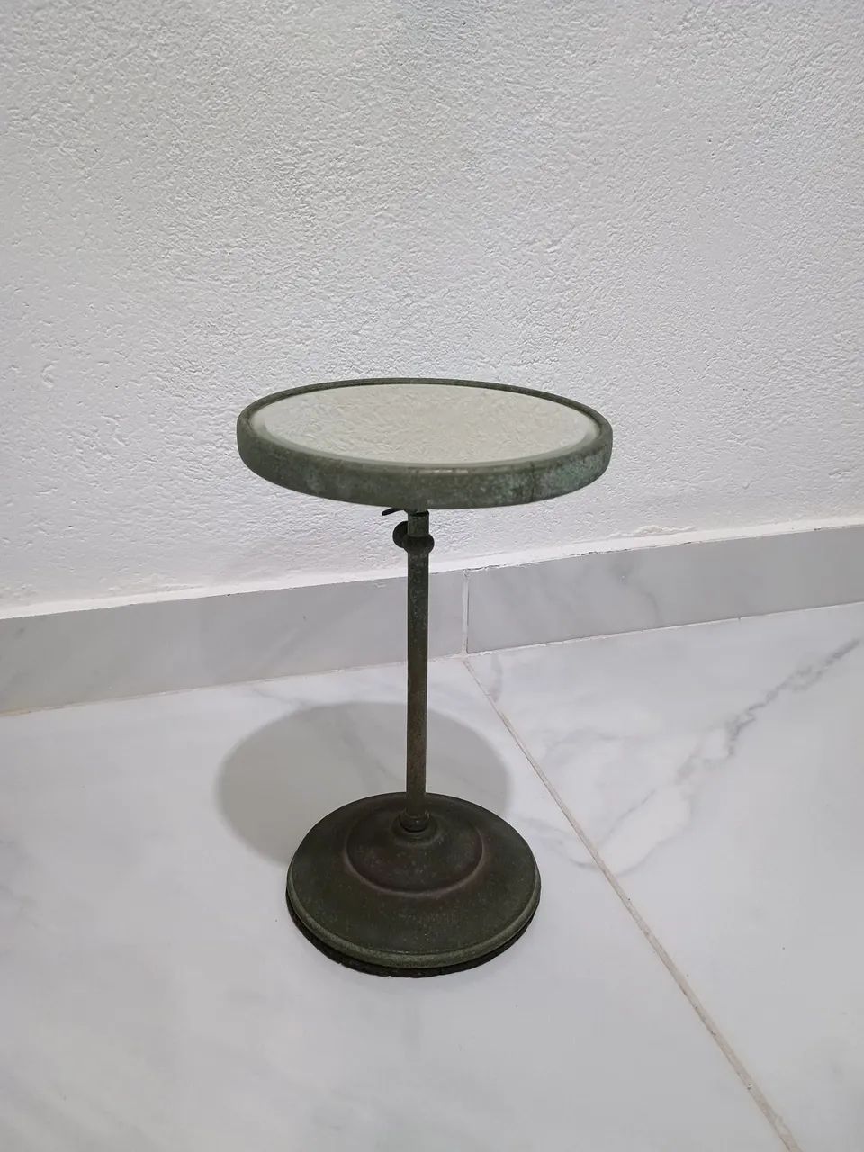 Espelho de mesa vintage - Decorativo e charmoso - Foto 2