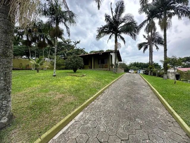 Casa/Sítio 3 dorm com piscina BEM próximo ao centro de Criciúma ACEITA PERMUTA 