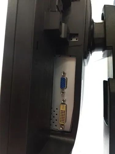 Monitor De 19 Polegadas LG/Positivo Led Com Garantia E Nf-e com Base - Foto 5