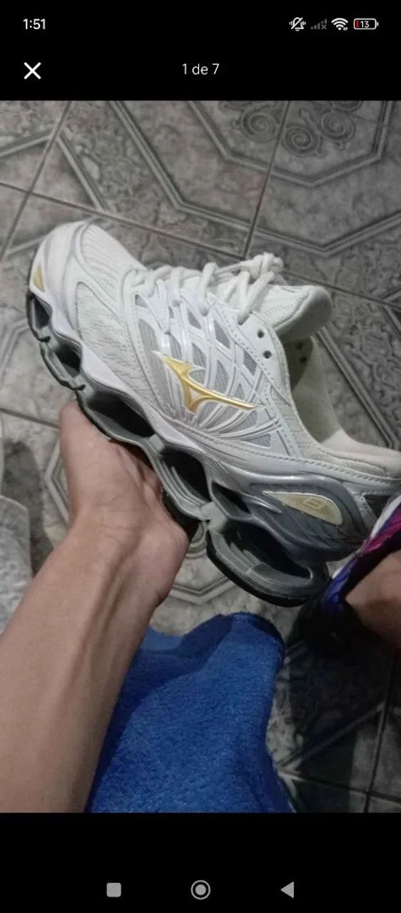 Mizuno pro 8 branco com detalhes dourado, apenas com grave no bico, de resto tá zero, jgd - Foto 2
