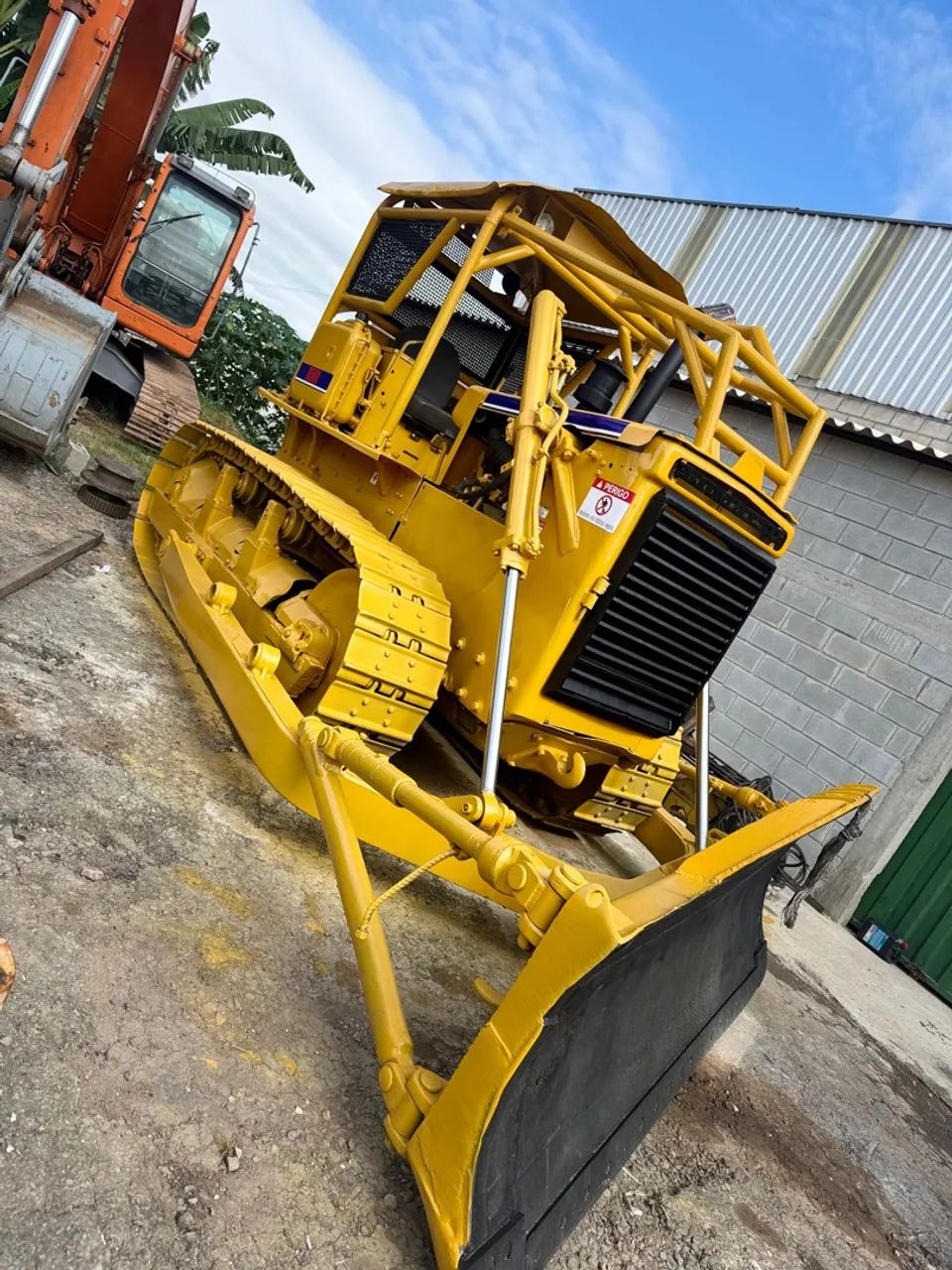 Trator de Esteira D50A