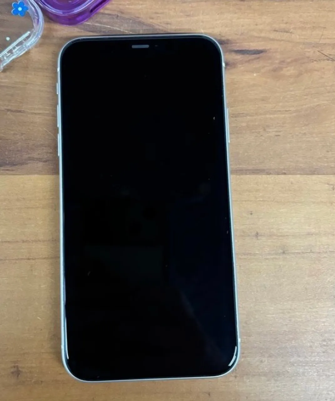 Troco celular iPhone 11 Por Kit Alongamento De unha