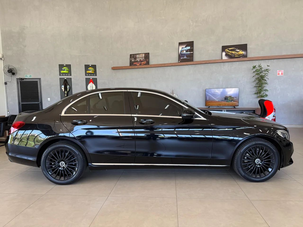 MERCEDES-BENZ C 180 1.6 CGI FLEX EXCLUSIVE 9G-TRONIC - Foto 3