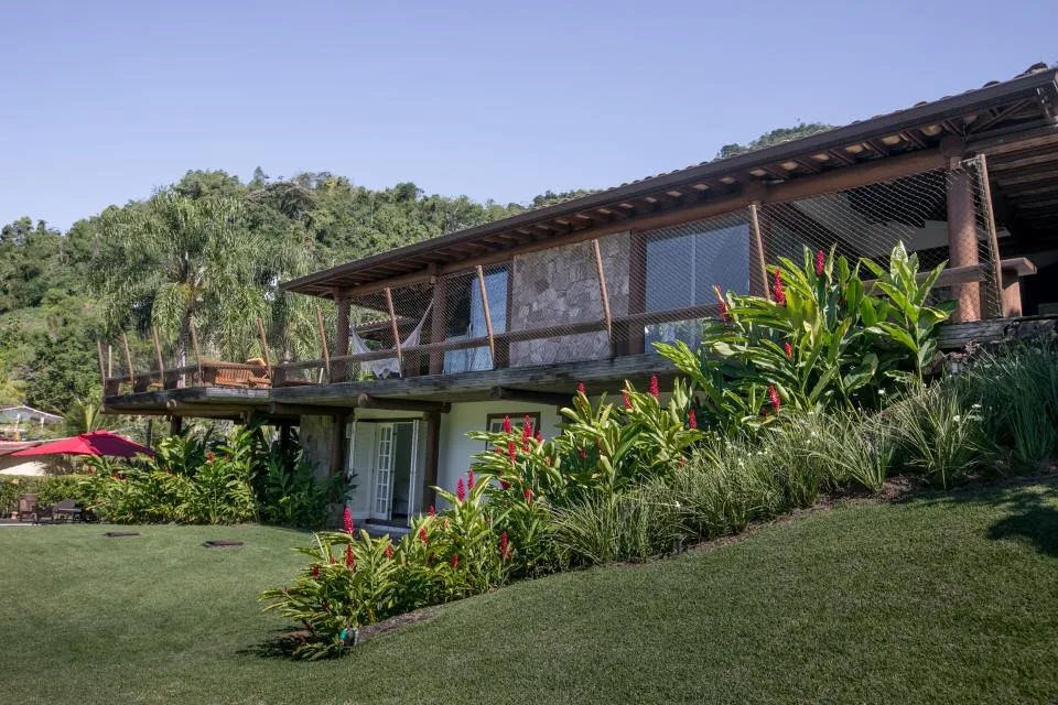 Casa de alto padrão à venda no Condomínio PortoGalo em Angra dos Reis - RJ.