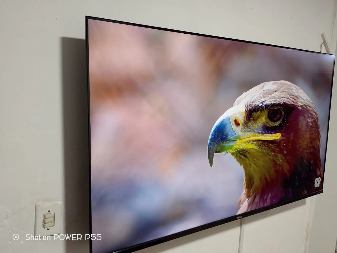 TV Philco com tela de alta resolução - Impecável!