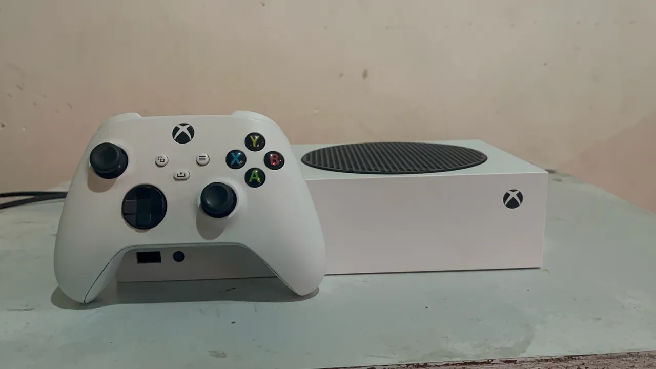 Xbox Series S com Controle - Branco